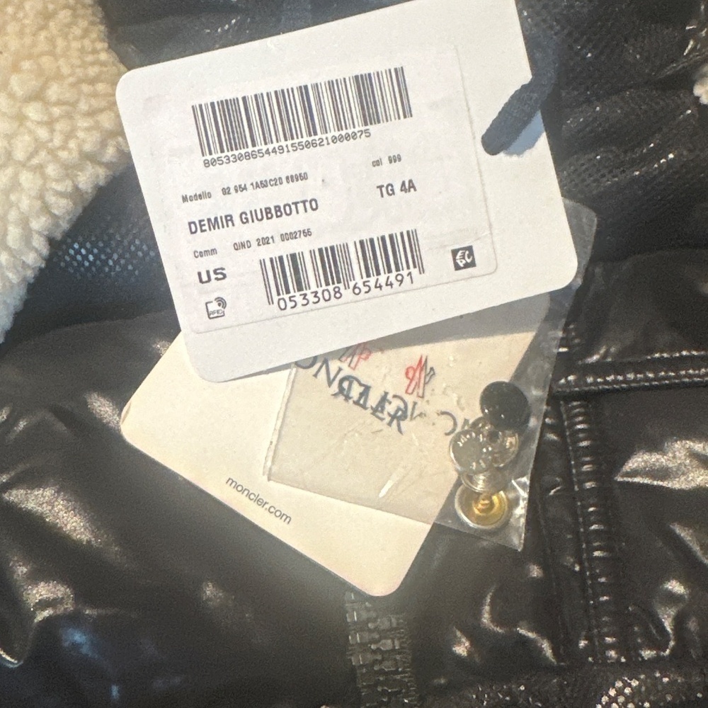 Moncler Hooded Down Jacket - Picture 17 of 17